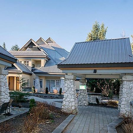 Lagoons By Cozystay Signature Whistler Dış mekan fotoğraf