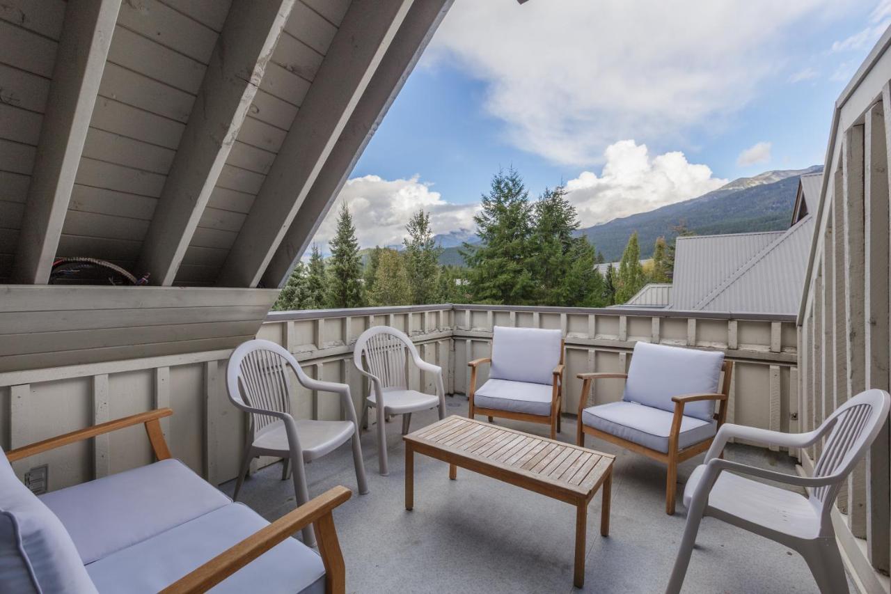 Lagoons By Cozystay Signature Whistler Dış mekan fotoğraf